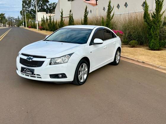 CHEVROLET CRUZE 1.8 LT 16V FLEX 4P MANUAL CHEVROLET CRUZE 1.8 LT 16V FLEX 4P MANUAL